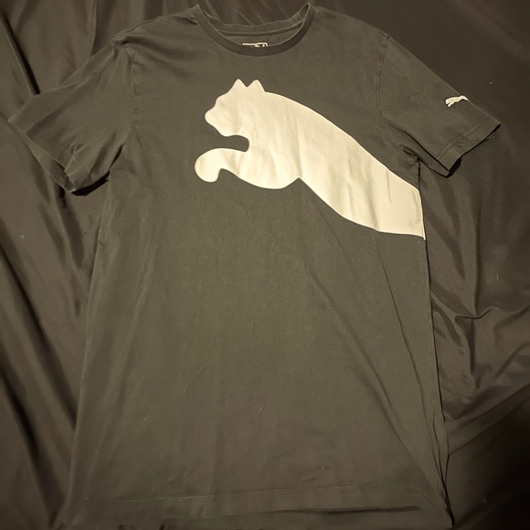 Puma T-Shirt - Picture 1 of 2